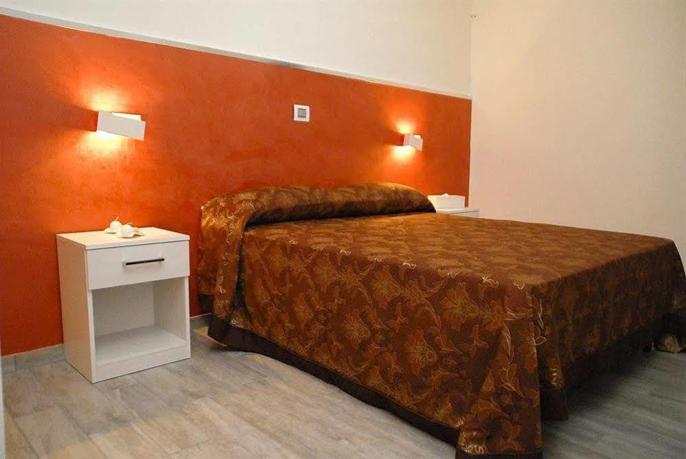 Orlando B&B Posto Rosso Bagian luar foto